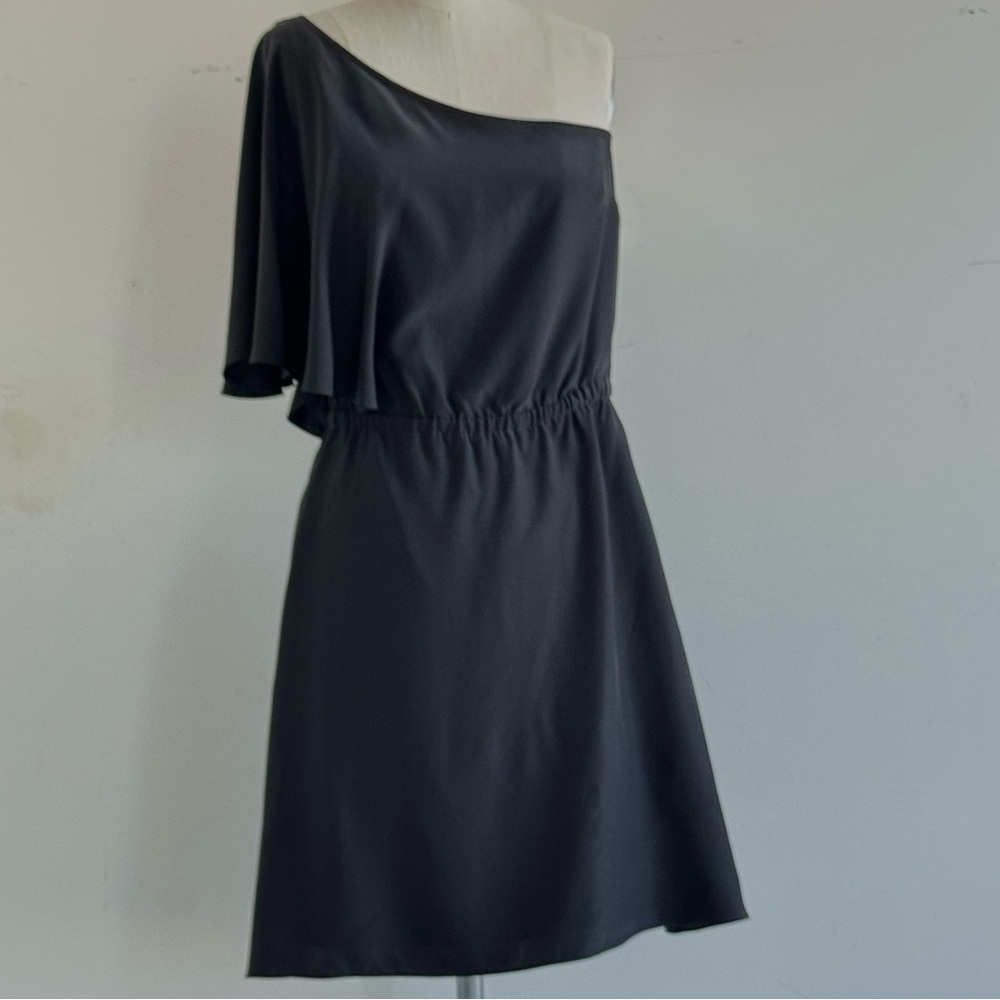 Alex Lane  Black Off-Shoulder Dress 💯 silk